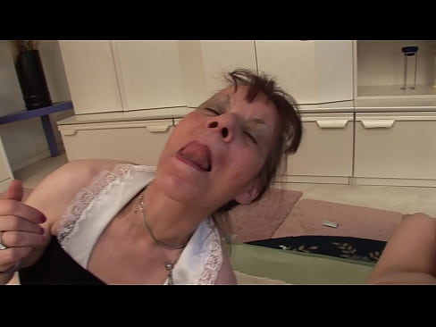 ❤️ Twee oma's en een opa hebben een triootje Porn video at nl.hentai-ita.ru ﹏