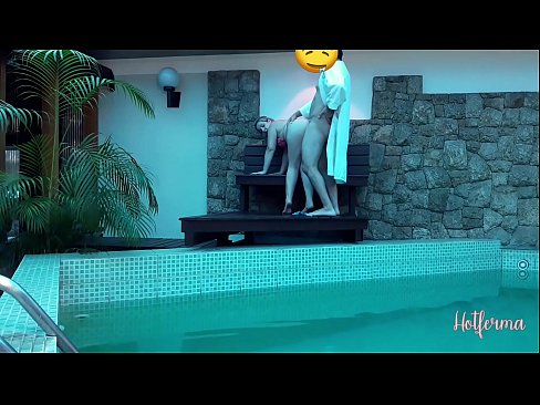 ❤️ Baas nodigt meid uit naar het zwembad, maar kon een hete niet weerstaan Porn video at nl.hentai-ita.ru ﹏